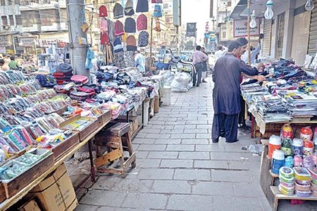 سندھ میں تجارتی سرگرمیاں مشروط طور پر بحال کرنے کا فیصلہ