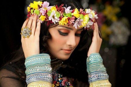 ہنر،وقت کی اہم ضرورت،ہاتھ سے بنے پھولوں کے زیورات