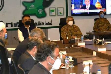 کورونا وبا سنگین: پابندیاں مزید سخت، وسیع پیمانے پر لاک ڈاؤن کا فیصلہ