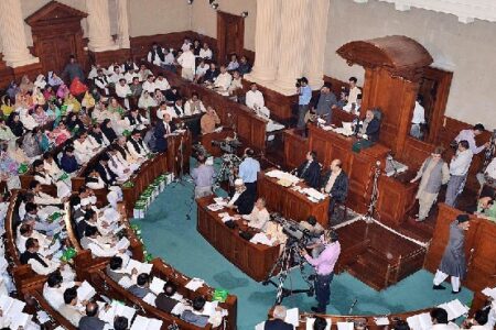 صوبہ پنجاب کا 26 سو ارب حجم کا بجٹ آج پیش ہوگا