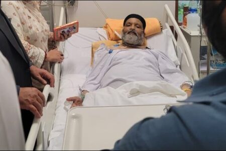 عمر شریف اسپتال سے ڈسچارج، ایئرپورٹ روانہ