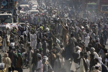 جہلم میں کالعدم تنظیم کا مارچ روکنے کے لیے سخت اقدامات