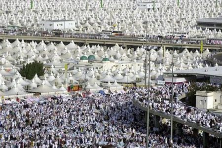مناسک حج کا آغاز، 10 لاکھ مسلمان حج کی سعادت حاصل کریں گے