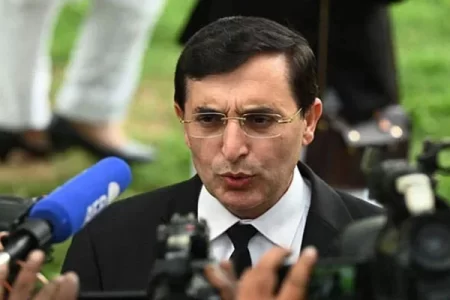 ہمارے امیدواروں کو آر اوز دفاتر داخل نہیں ہونے دیا جارہا، سربراہ پی ٹی آئی